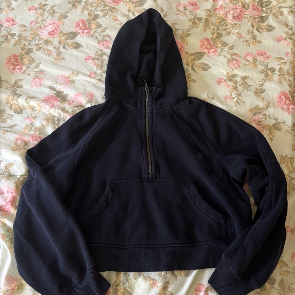 Black Lululemon women's hoodie M/L